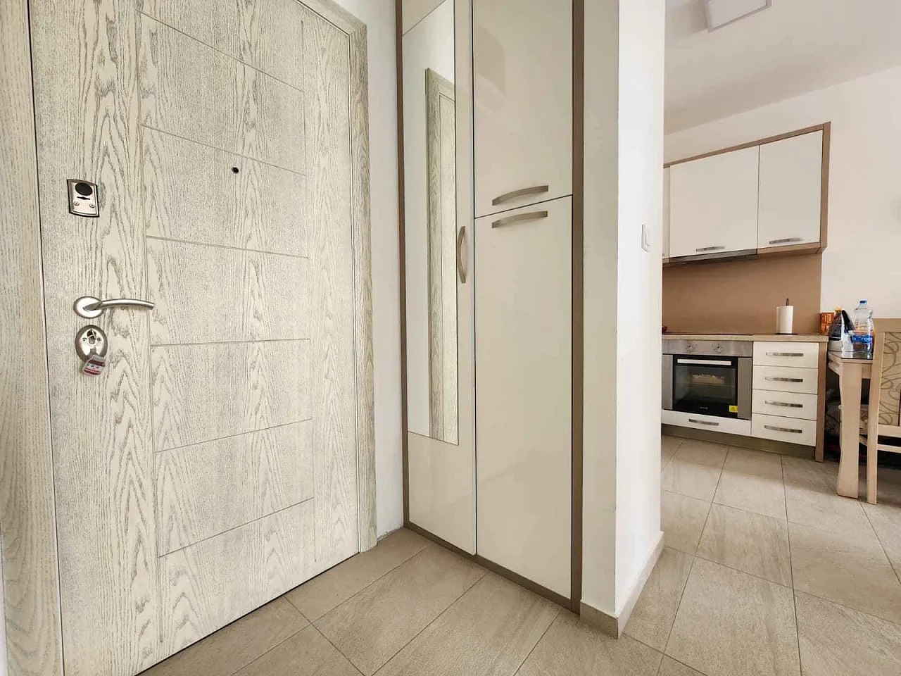 2-Zimmer-Wohnung, 46 m² in Bečići mit Meerblick